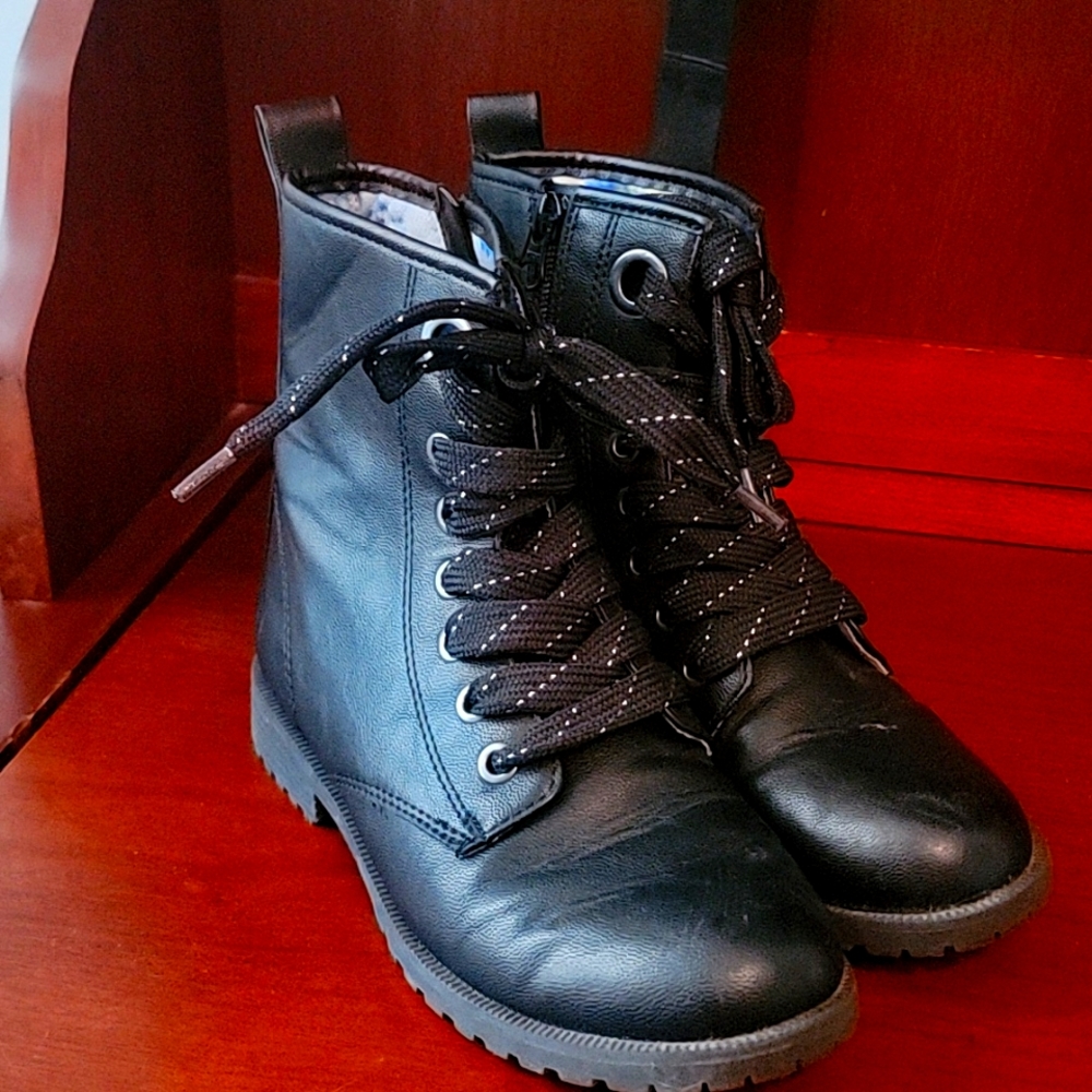 Cat & Jack Kid's Combat Boot